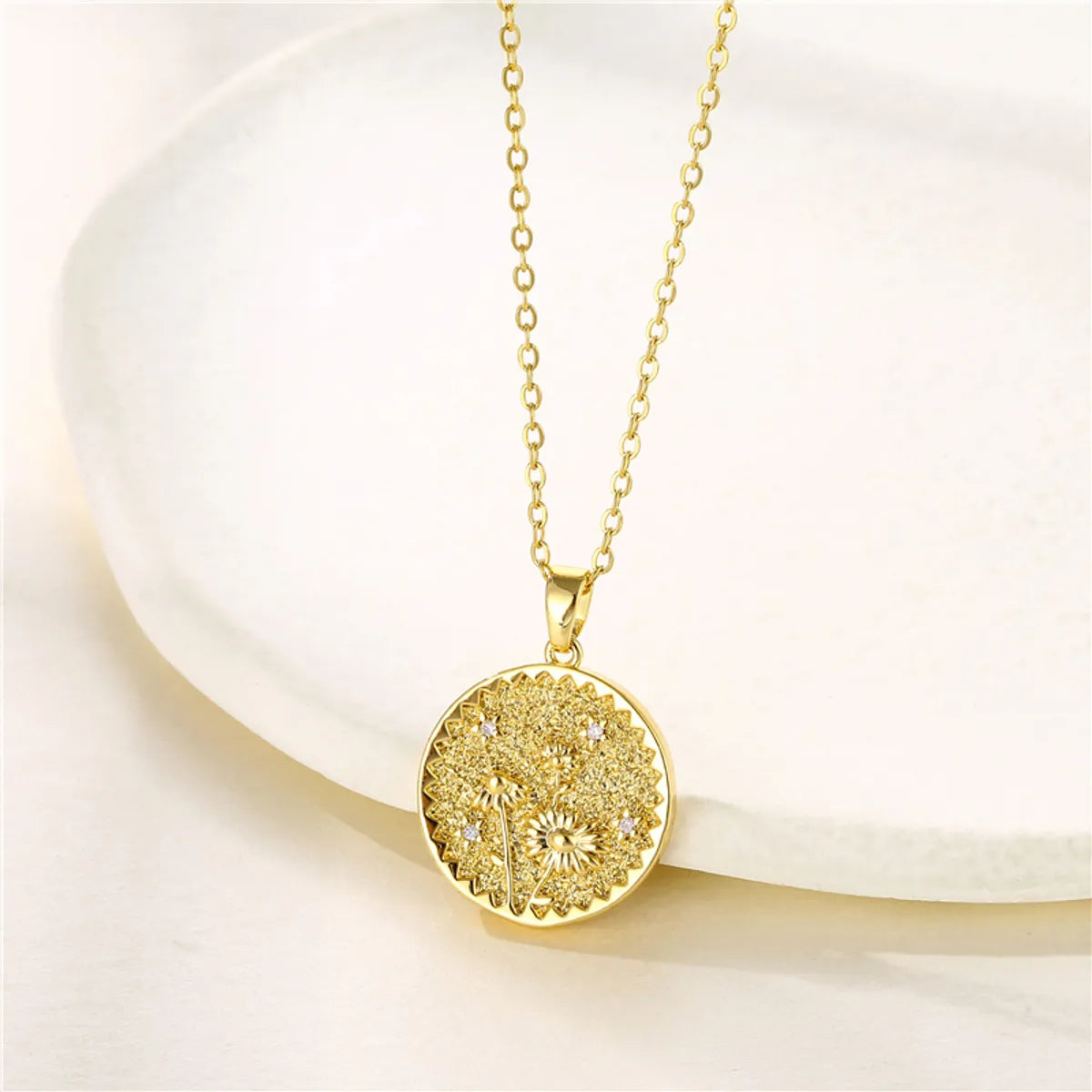 Necklaces For Hip Women-Fashion Flower Lotus Chrysanthemum Stainless Steel Titanium Steel Plating Inlay Zircon 18k Gold Plated Gold Plated Pendant Necklace