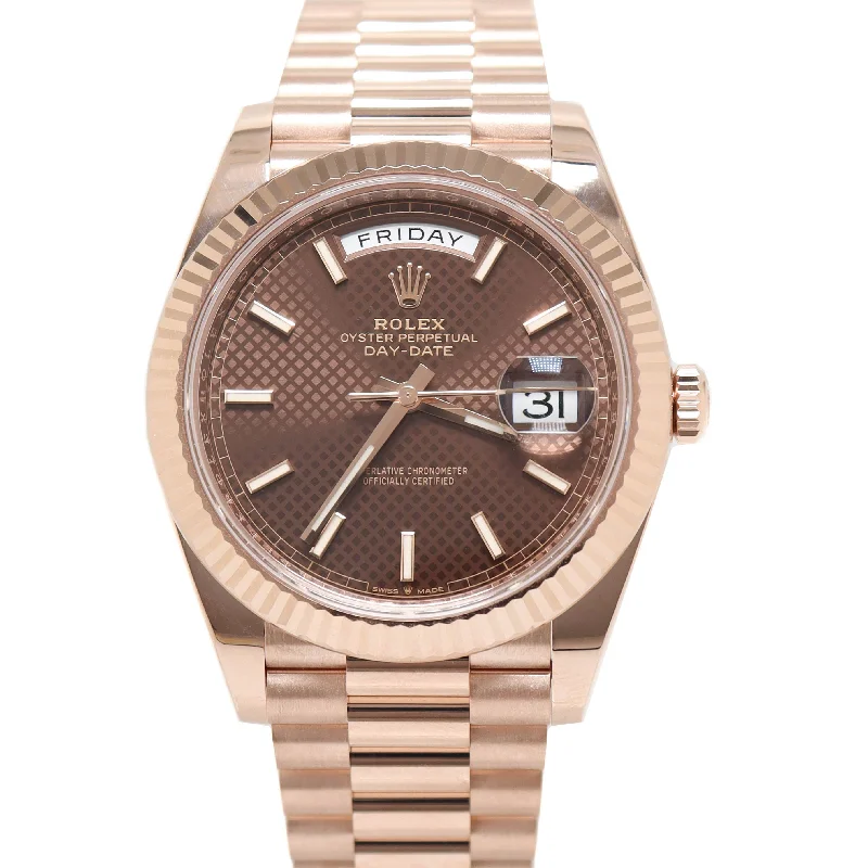 Watches Glimmer Score-Rolex Day-Date 40mm Chocolate Dial Watch Ref# 228235