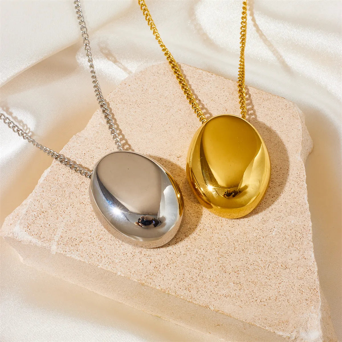 Necklaces For Slow Nights-Elegant Solid Color Titanium Steel Plating Pendant Necklace