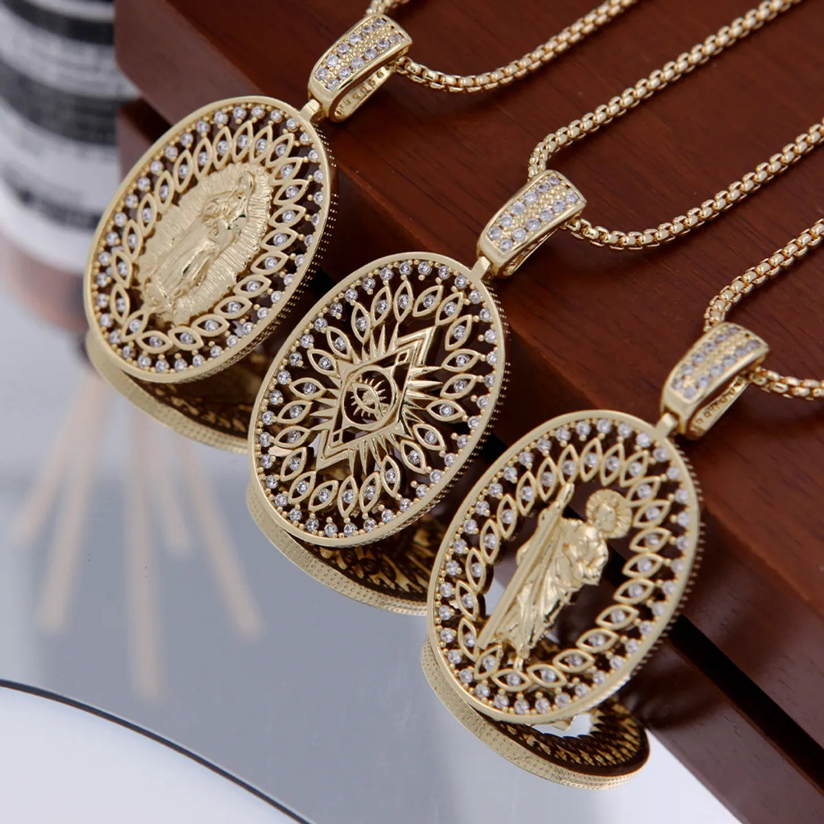 Necklaces With Nickel Flair-Copper 18K Gold Plated Hollow Out Inlay Virgin Mary Eye Zircon Pendant Necklace