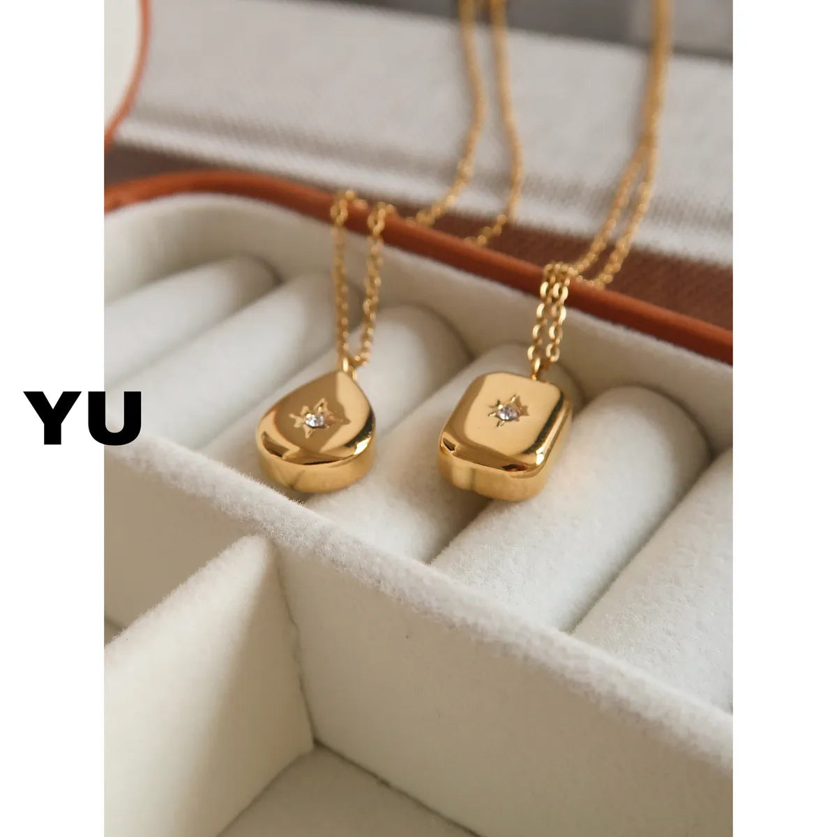 Best New Necklaces-Simple Style Square Star Water Droplets Titanium Steel Plating Inlay Rhinestones Pendant Necklace