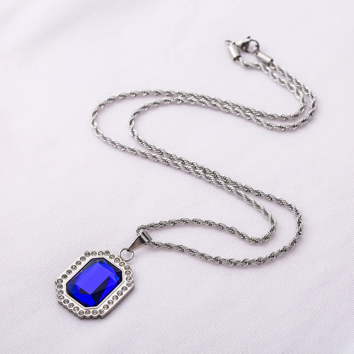 Super Bold Necklaces-Stainless Steel Elegant Glam Geometric Inlay Rhinestones Pendant Necklace