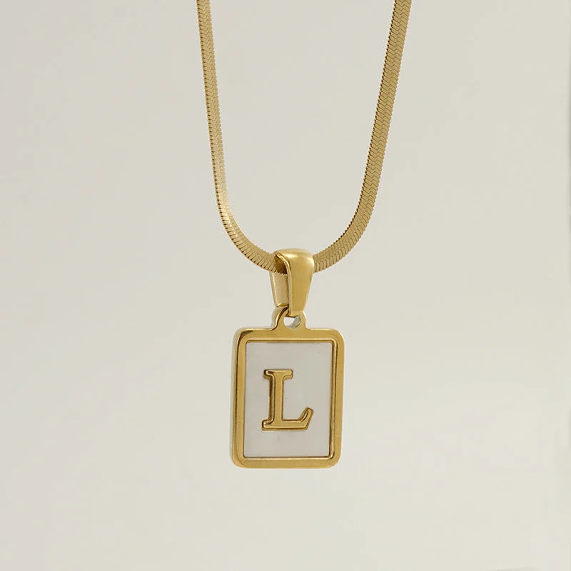 Letter L [Including Chain]]