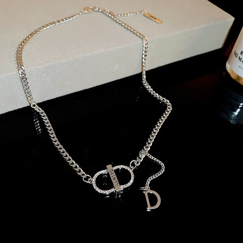 31# Necklace-Silver Pig Nose