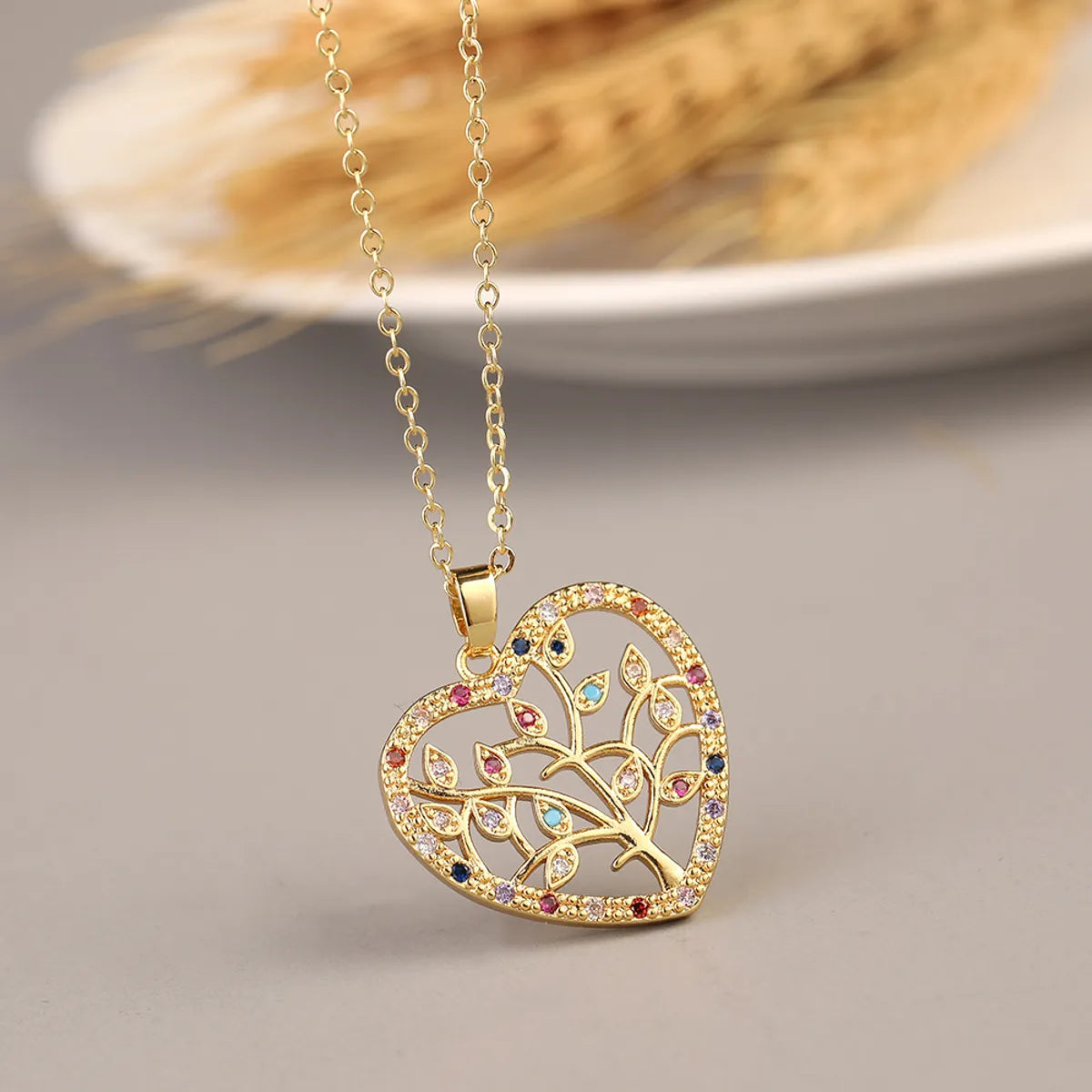 Best Flash Necklaces-Vintage Style Heart Shape Copper Plating Pendant Necklace