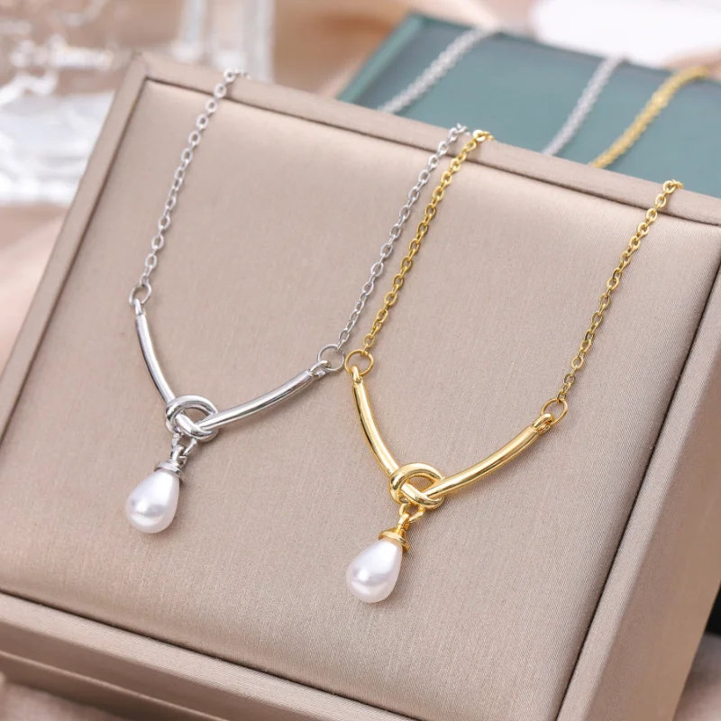 Necklaces For New Kids-Elegant Lady Geometric Stainless Steel Artificial Pearl Women's Pendant Necklace