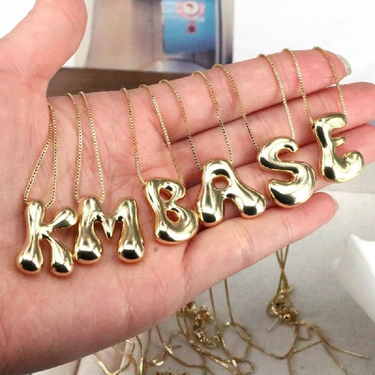 Necklaces For Town Pop-Wholesale Simple Style Letter Brass 18K Gold Plated Pendant Necklace