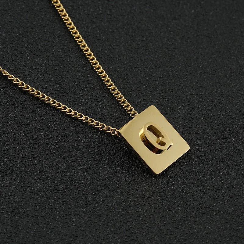 Gold Q (Including Chain)