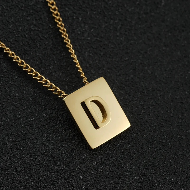 Gold D (Including Chain)