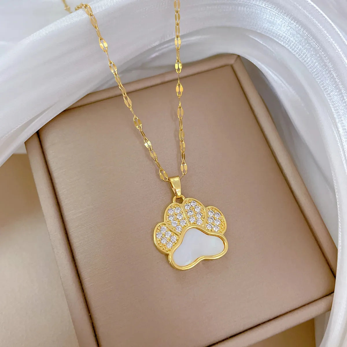 Necklaces Rust Tips-Titanium Steel Copper Gold Plated Inlay Paw Print Zircon Pendant Necklace