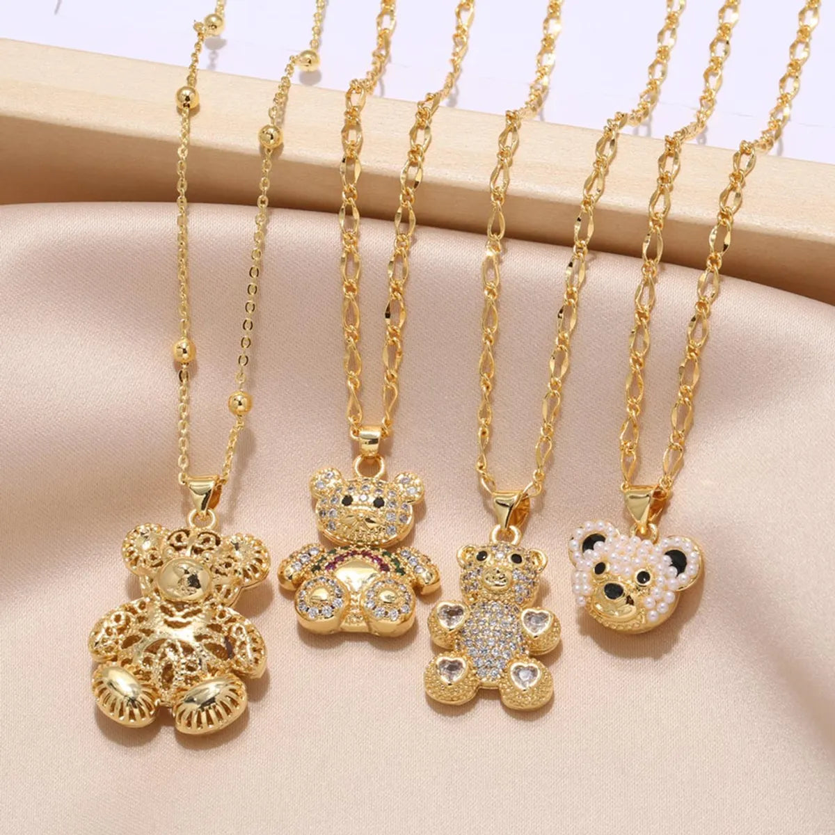 Necklaces Dust Tips-Cute Modern Style Simple Style Little Bear Copper Plating Hollow Out Inlay Pearl Zircon 18k Gold Plated Pendant Necklace