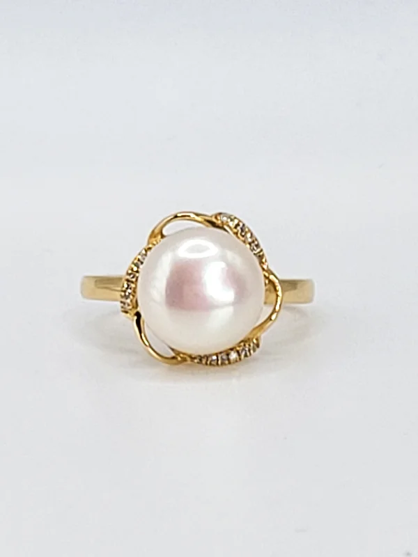 Stout Rings For Toughness-14k Yellow Gold Button Pearl and Diamond Fashion Ring