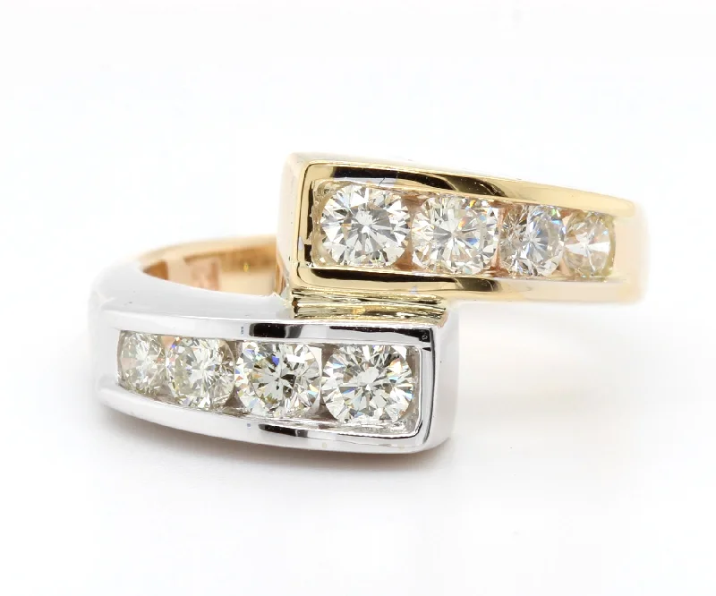 Rings For Calm Flash-Modern Two Tone Twist Diamond Ring