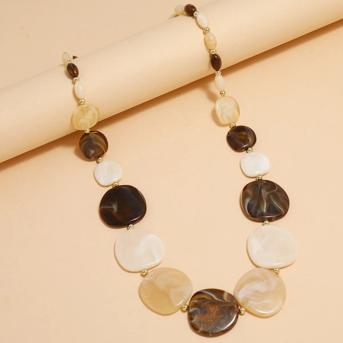 Necklaces For Tween Years-Fashion Round Resin Beaded Women's Necklace 1 Piece