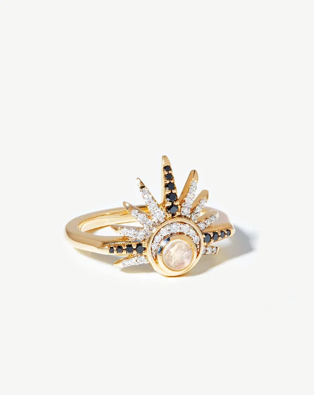 Rings For Gritty Wear-Harris Reed Fine Celestial Ring | 14ct Solid Gold/Rainbow Moonstone & Diamond