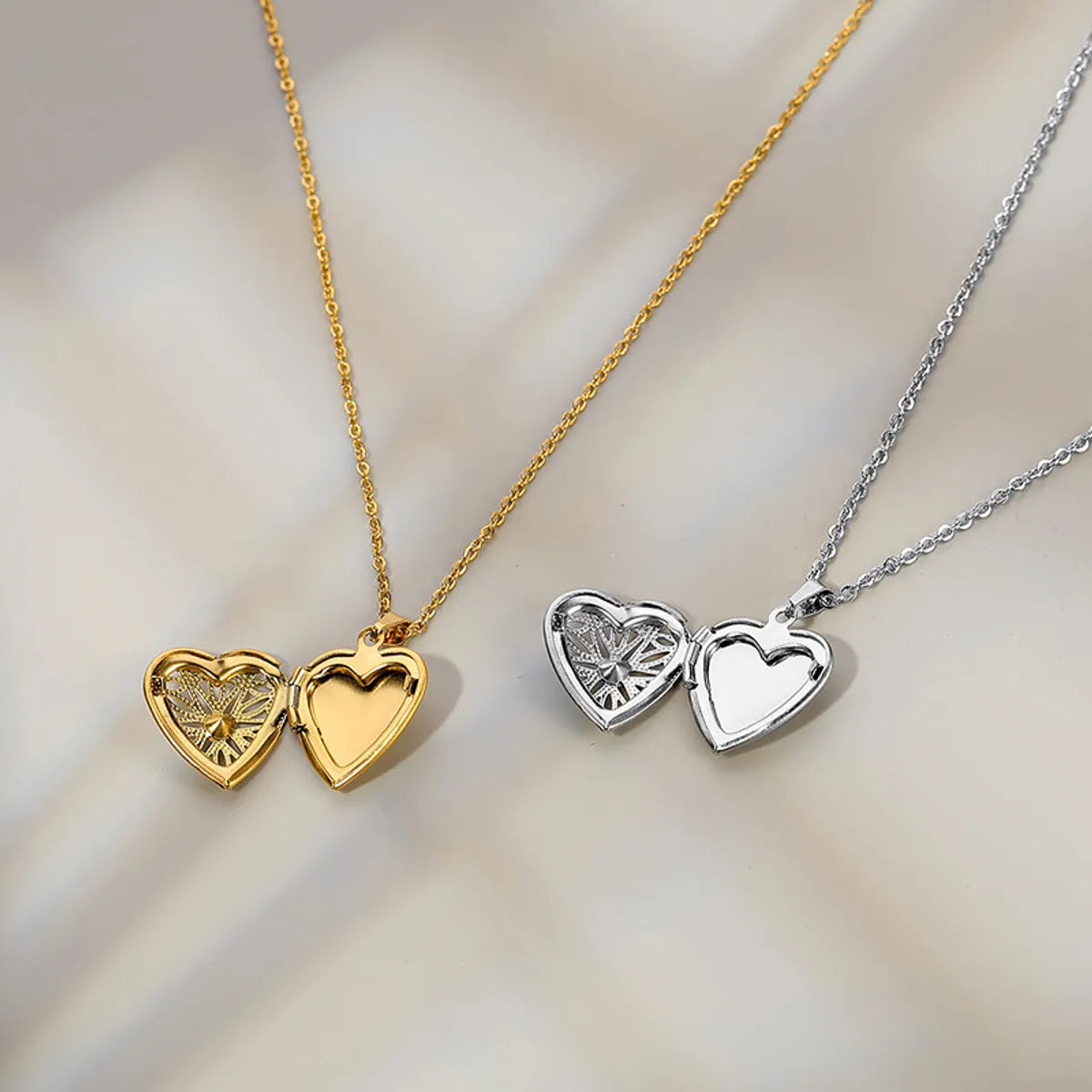 Necklaces For Pale Skin-Heart-shaped Crystal Female Couple Jewelry Titanium Steel Necklace