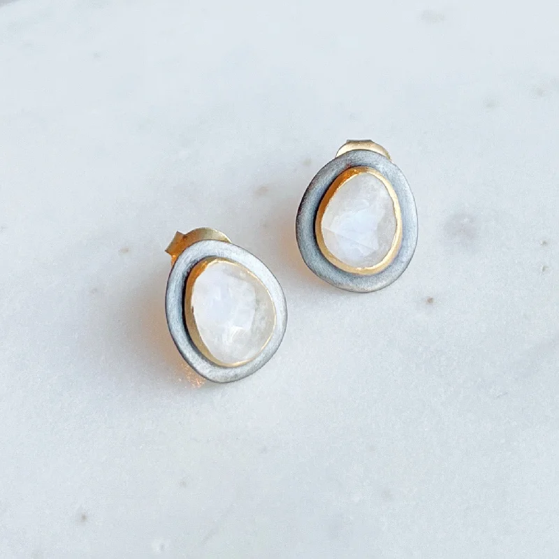 Earrings Ease Hints-Black & Gold Teardrop Stud Earrings: Rainbow Moonstone