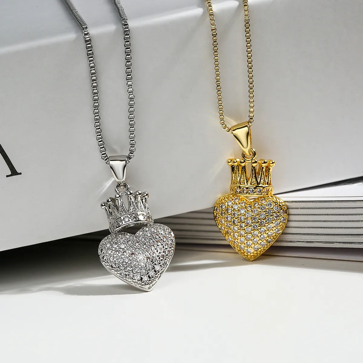 Necklaces Gloss Tips-Elegant Simple Style Heart Shape Crown Copper 18k Gold Plated Zircon Pendant Necklace In Bulk